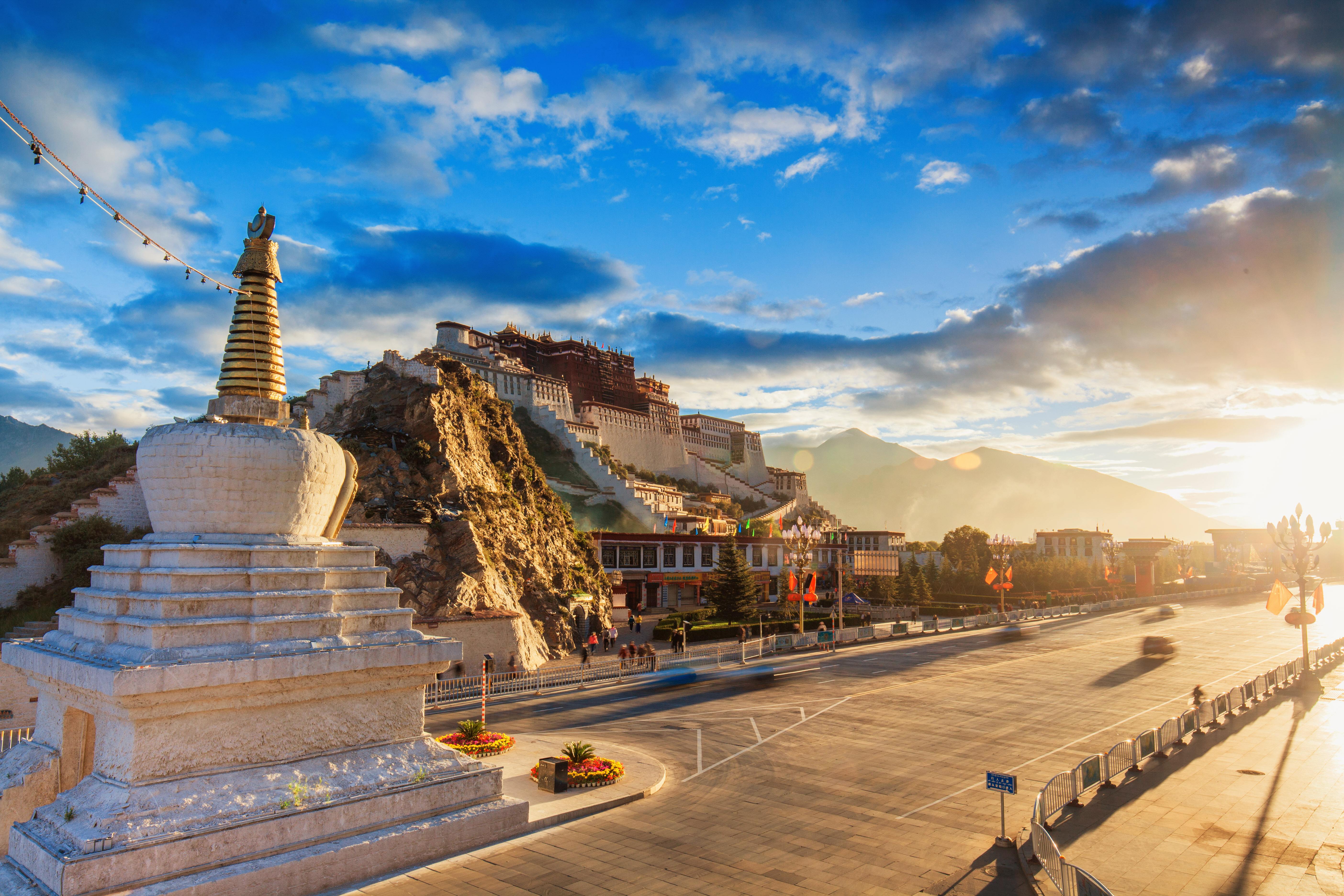 lhasa-1.jpg