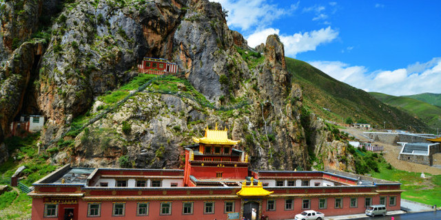 Princess Wencheng Temple