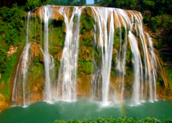 Water Curtain Cave