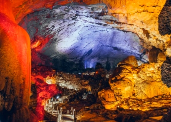 Zhijin Cave