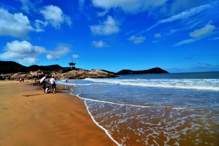 Baibusha and Qianbusha Beaches