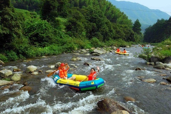 Huangteng Rafting.jpg