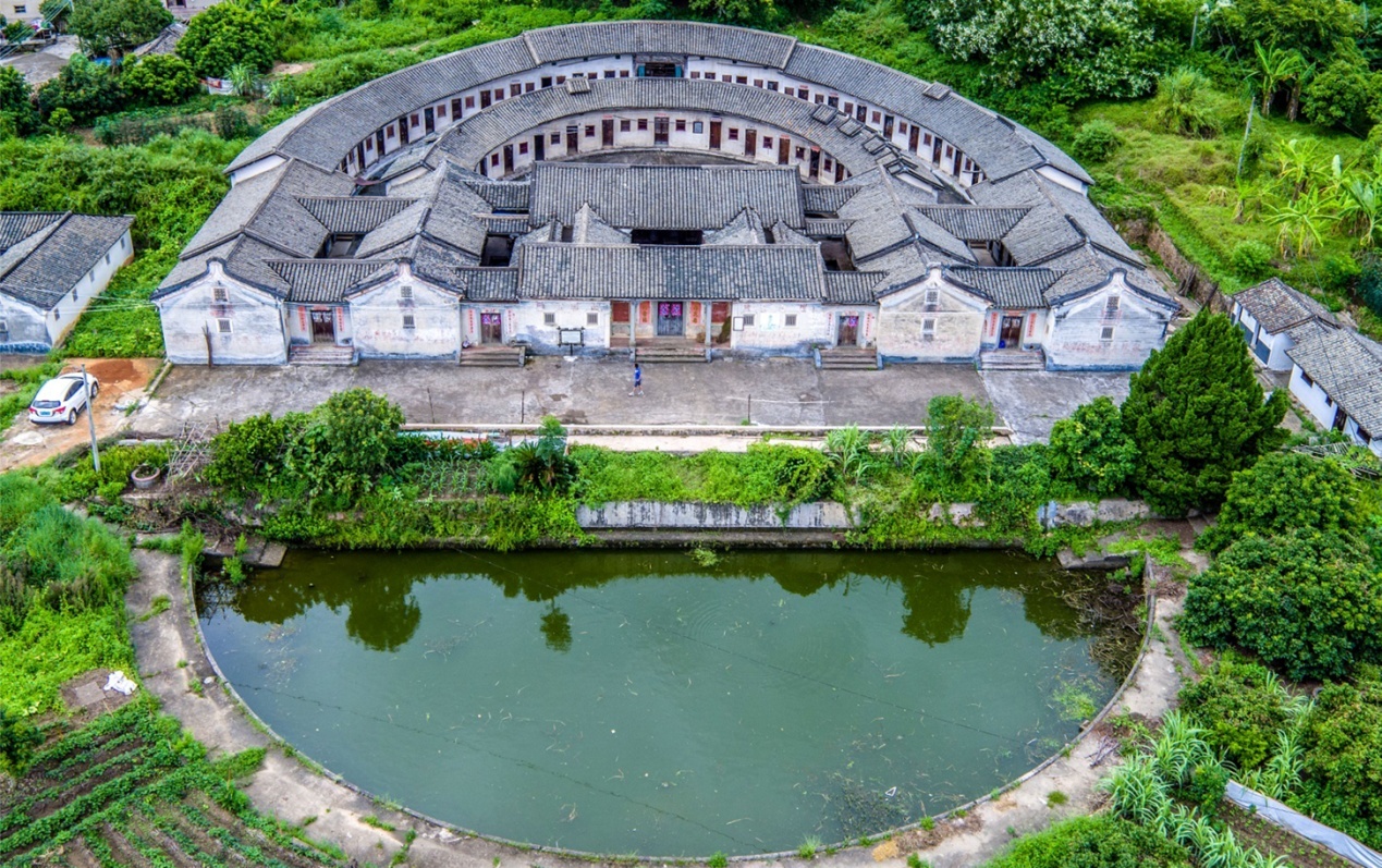 Encircling Houses Hakka.jpg