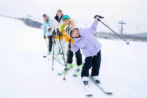 Skiing.jpg