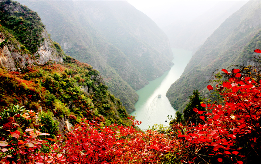 lesser three gorges 3.jpg