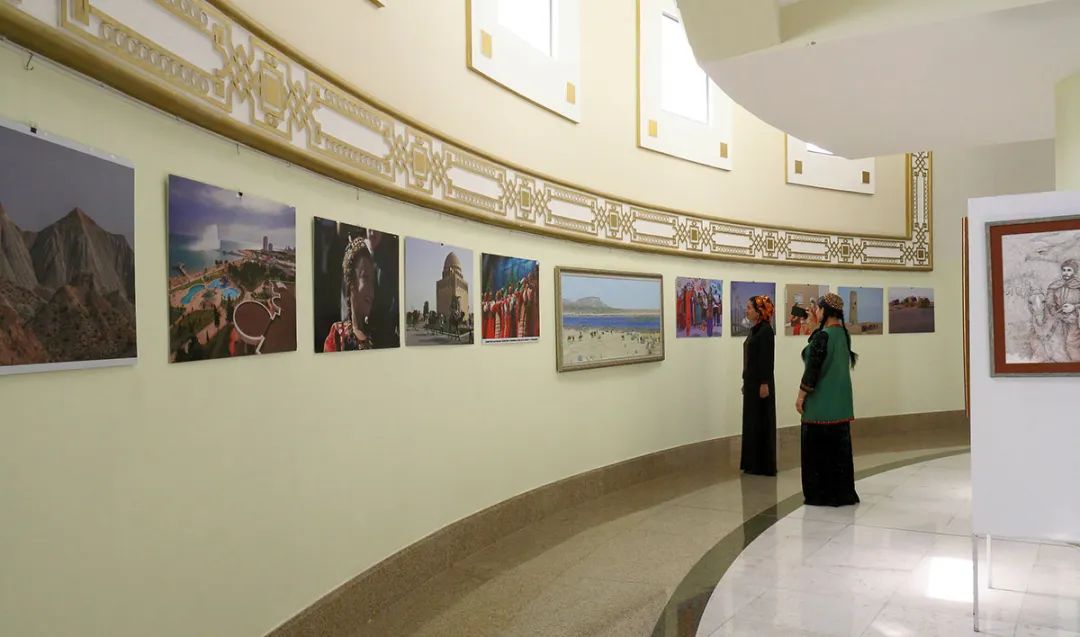 Turkmen Carpet Museum-1.jpg