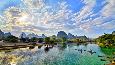 14 Days Top China Tour to Beijing, Guilin, Zhangjiajie and Shanghai