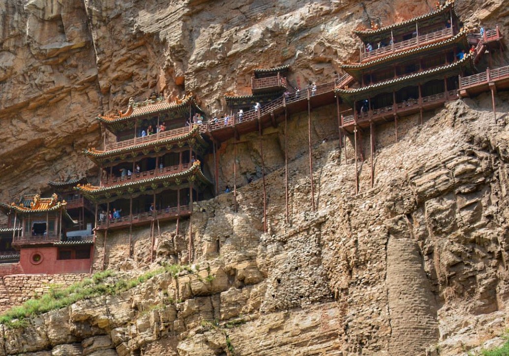 Shanxi Weekend Tour: Hanging Temple, Yungang Grottoes