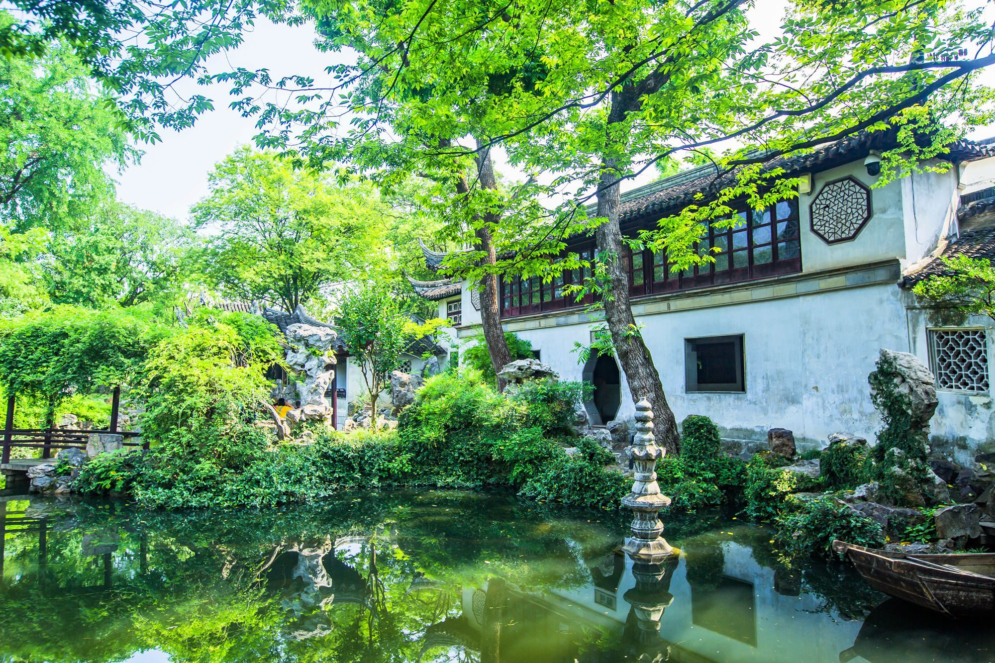 8 Days Xi'an Hangzhou Suzhou and Shanghai Group Tour